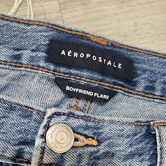 NWOT Aeropostale Boyfriend Flare Jean Raw Hem Blue Medium Wash Cotton Baggy SZ 8 - Picture 4 of 11